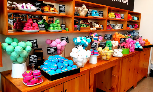 Cosmetics Store «LUSH Cosmetics», reviews and photos, 4502 S Steele St, Tacoma, WA 98409, USA