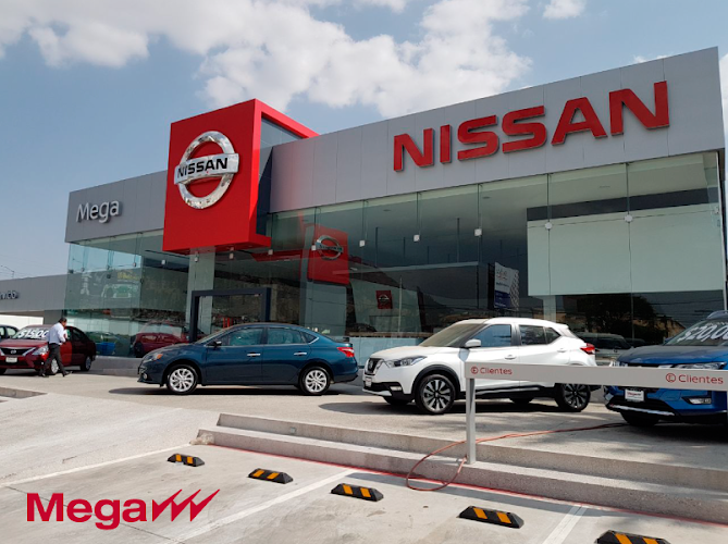 Nissan Mega Toluca