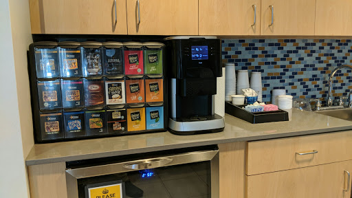 Chevrolet Dealer «Pape Chevrolet», reviews and photos, 425 Westbrook St, South Portland, ME 04106, USA