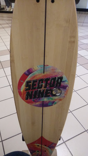 Clothing Store «Zumiez», reviews and photos, 1850 Adams St #530, Mankato, MN 56001, USA