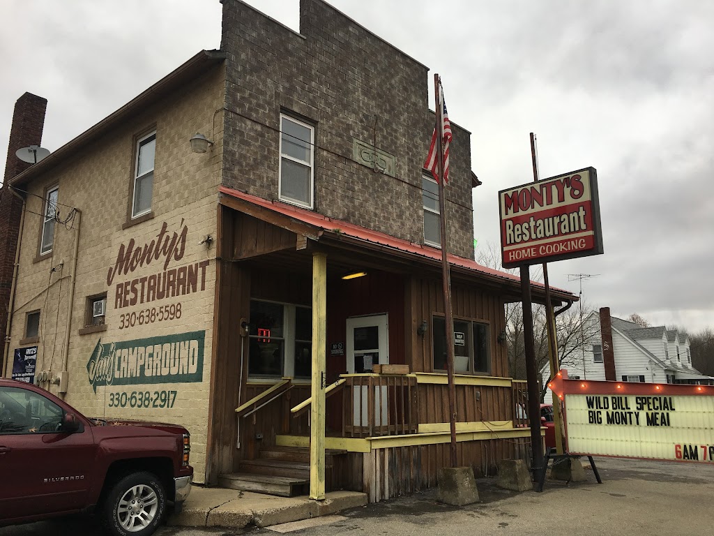 Monty's By The Lake 44410