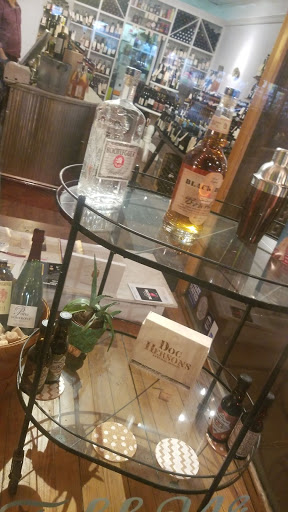 Wine Store «Table Wine», reviews and photos, 79-14 37th Ave, Jackson Heights, NY 11372, USA