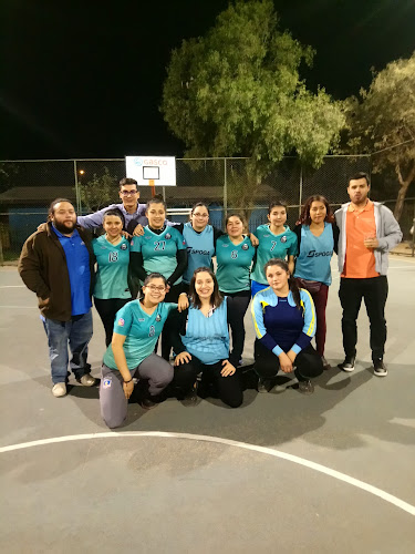 Opiniones de Cancha super liga femenina en Puente Alto - Campo de fútbol