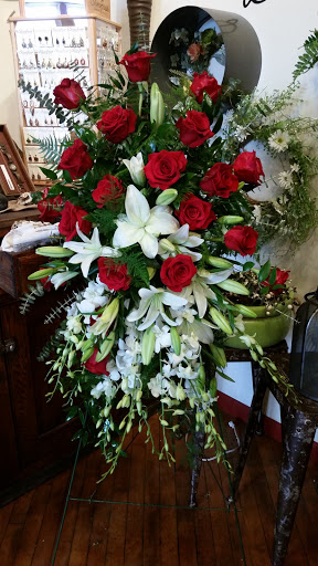 Florist «Cedar Hill Flowers & Gifts», reviews and photos, 3326 Main St, Birdsboro, PA 19508, USA