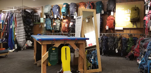 Camping Store «REI», reviews and photos, 213 Corte Madera Town Center, Corte Madera, CA 94925, USA