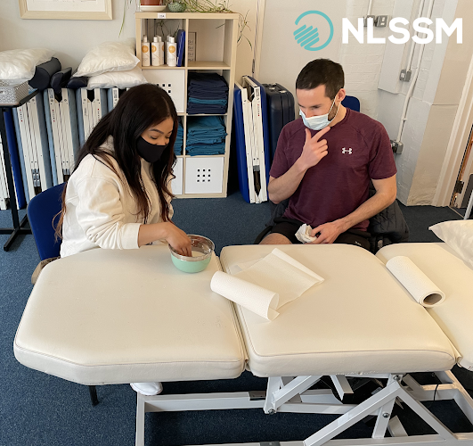 NLSSM The School of Sports Massage - Massage therapist