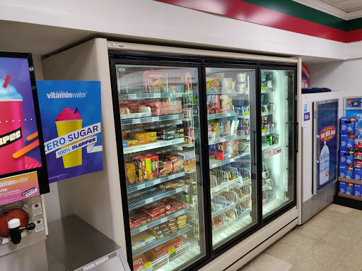 Convenience Store «7-Eleven», reviews and photos, 1100 Ogden Ave, Lisle, IL 60532, USA