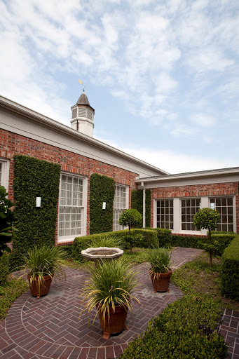 Funeral Home «Porter Loring Mortuary North», reviews and photos, 2102 N Loop 1604 E, San Antonio, TX 78232, USA