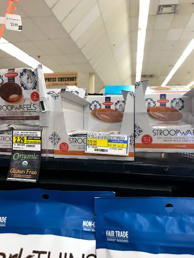 Grocery Store «Jewel-Osco», reviews and photos, 217 W Irving Park Rd, Streamwood, IL 60107, USA