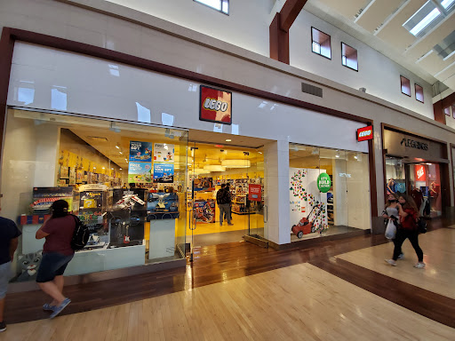 Toy Store «The LEGO Store», reviews and photos, 6170 Grand Ave, Gurnee, IL 60031, USA