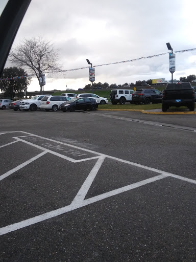 Car Dealer «Lithia Chrysler Jeep Dodge Ram of Concord», reviews and photos, 4901 Marsh Dr, Concord, CA 94520, USA