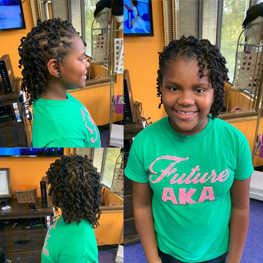 Beauty Salon «A Total U Salon*A Natural You», reviews and photos, 745 Bradfield Rd, Houston, TX 77060, USA