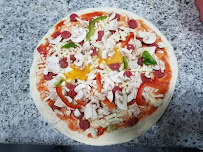 Plats et boissons du Pizzeria Rapido Pizza à Ris-Orangis - n°13
