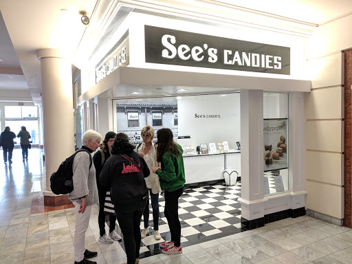 Shopping Mall «Stonestown Galleria», reviews and photos, 3251 20th Ave, San Francisco, CA 94132, USA