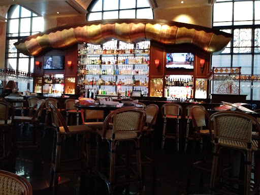 Restaurant «The Cheesecake Factory», reviews and photos, 610 Burr Ln, Lake Grove, NY 11755, USA