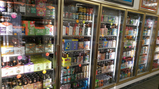 Liquor Store «Southside Party Store», reviews and photos, 877 Washington Ave, Holland, MI 49423, USA