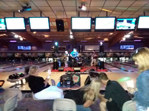 Sports Bar «West County Lanes», reviews and photos, 15727 Manchester Rd, Ellisville, MO 63011, USA