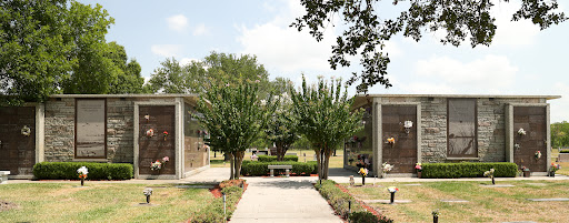 Funeral Home «Sterling-White Funeral Home and Cemetery», reviews and photos, 11011 Crosby Lynchburg Rd, Highlands, TX 77562, USA