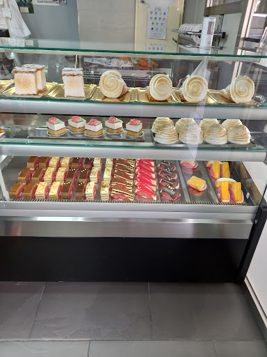 Pastelería la Roja en Almoradí, Alicante