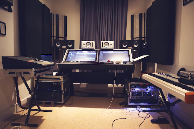 Reviews of Saw And Sine Studio in Southampton - Music store