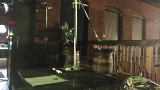 Night Club «The Waterfront Tavern 