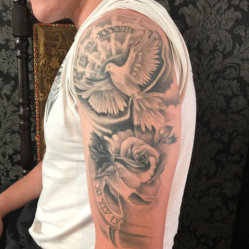 Tattoo Shop «Lyfestyle Ink», reviews and photos, 1923 S El Camino Real, San Mateo, CA 94403, USA