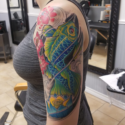magnum opus tattoo company, 1817 Padre Blvd #4, South Padre Island, TX 78597, USA, 