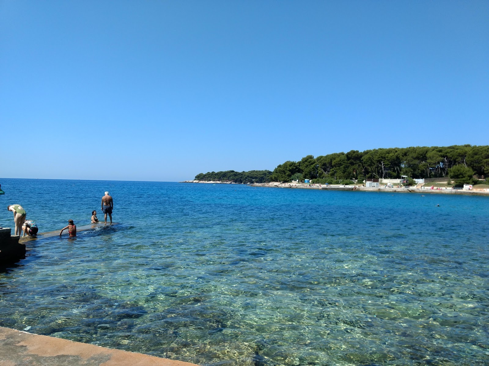 Fotografie cu Valkane Beach - loc de vacanță prietenos pentru animale de companie