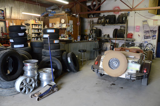 Tire Shop «Discount Tire and Wheel», reviews and photos, 2006 E Lincoln Way, Ames, IA 50010, USA