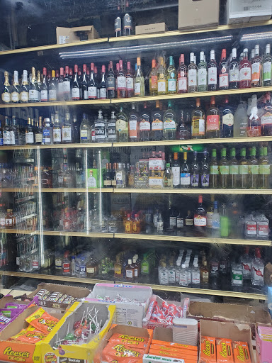 Liquor Store «Pasadena Liquor Store», reviews and photos, 13821 Woodward Ave, Highland Park, MI 48203, USA