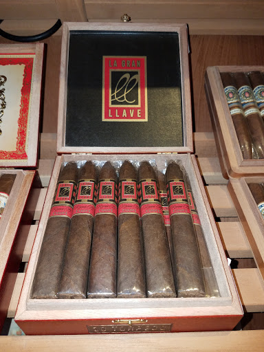 Cigar Shop «Imperial Cigar & Pipe Club», reviews and photos, 1124 Lawrenceville Hwy #301a, Lawrenceville, GA 30046, USA