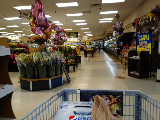 Grocery Store «Kroger», reviews and photos, 1474 Main St, Hamilton, OH 45013, USA