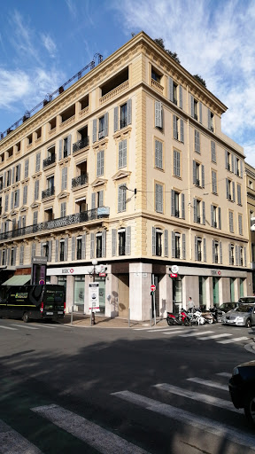 Deutsche bank branches in Nice