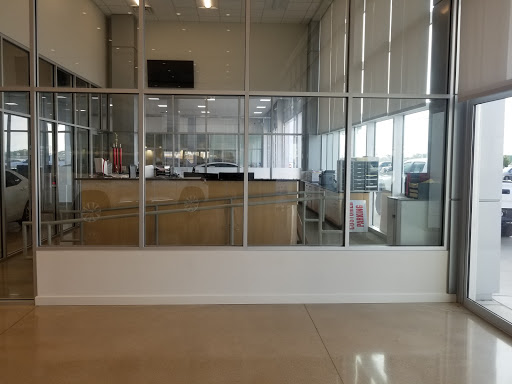 Toyota Dealer «Cowboy Toyota», reviews and photos, 9525 E R L Thornton Fwy, Dallas, TX 75228, USA