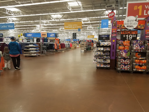 Department Store «Walmart Supercenter», reviews and photos, 3826 Cobb Pkwy NW, Acworth, GA 30101, USA