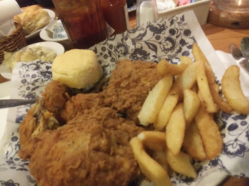 American Restaurant «Cracker Barrel Old Country Store», reviews and photos, 2012 E 59th St, Anderson, IN 46013, USA
