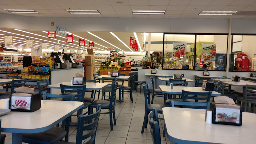 Supermarket «Hy-Vee», reviews and photos, 2453 N Court St, Ottumwa, IA 52501, USA
