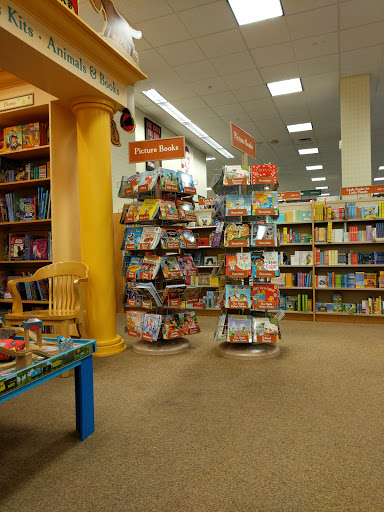 Book Store «Barnes & Noble», reviews and photos, 911 Haddonfield Rd, Cherry Hill, NJ 08002, USA