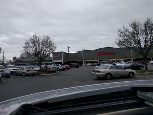Supermarket «Save Mart Supermarkets», reviews and photos, 105 W Hanford Armona Rd, Lemoore, CA 93245, USA
