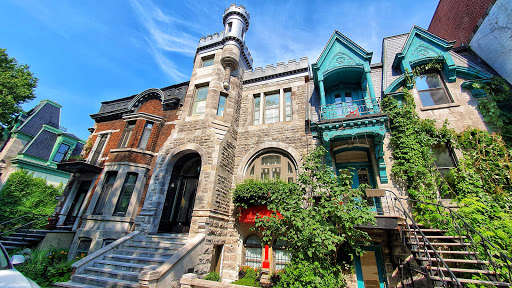 Houses to reform Montreal