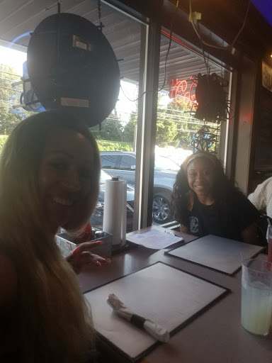 Seafood Restaurant «Hilltop Crab House», reviews and photos, 8980 Gap Newport Pike, Toughkenamon, PA 19374, USA