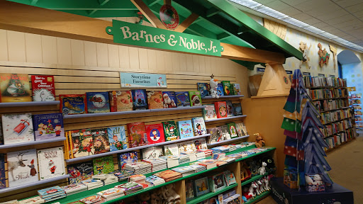 Book Store «Barnes & Noble», reviews and photos, 4020 Sharon Rd, Charlotte, NC 28211, USA