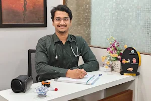 MBBS MD Medicine Doctor, Physician - Dr Yash Khanvilkar, Best Diabetologist in Pune, Thyroid & Diabetes Specialist Baner Pune image