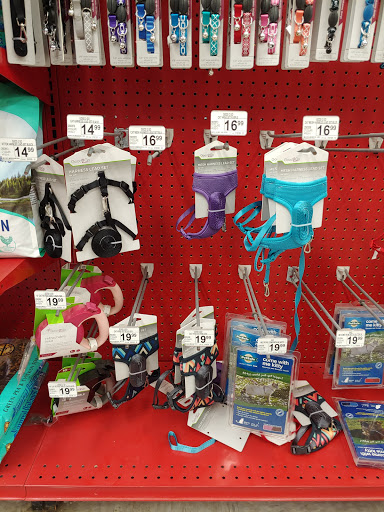 Pet Supply Store «Petco Animal Supplies», reviews and photos, 10025 N Michigan Rd #160, Carmel, IN 46032, USA