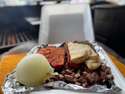 Tacos de carne asada “El Güero”