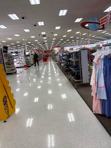 Department Store «Target», reviews and photos, 3955 E Broad St, Whitehall, OH 43213, USA