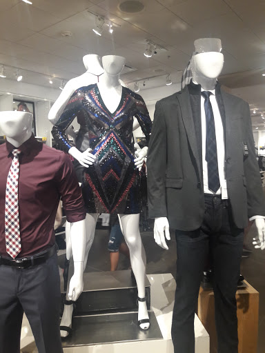 Clothing Store «Express», reviews and photos, 1000 Palisades Center Dr, West Nyack, NY 10994, USA