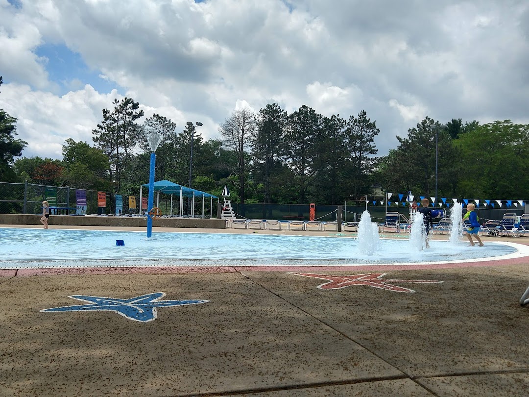 Buhr Park Outdoor Pool