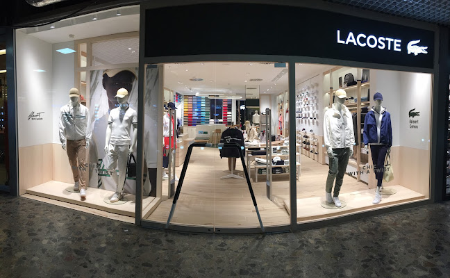 Boutique Lacoste - Schuhgeschäft