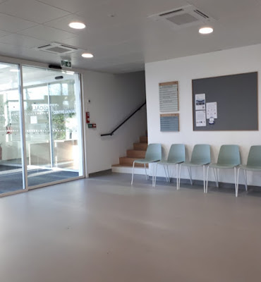 Maison Médicale St Pierre du Perray - médecins dentistes psychologues ostéopathe, infirmières orthophoniste psychothérapeute à Saint-Pierre-du-Perray